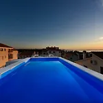 דירה Perla *